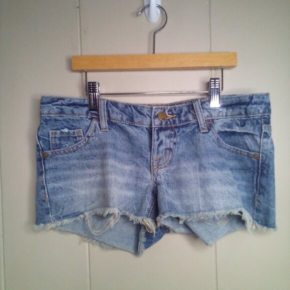 Mossimo Denim Jean Shorts 2 26 Low Rise Short Shorts Raw Hem Blue - Picture 11 of 13